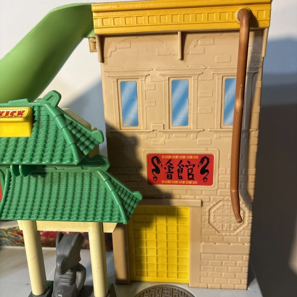 Imaginext Teenage Mutant Ninja Turtles  Chinatown Playset